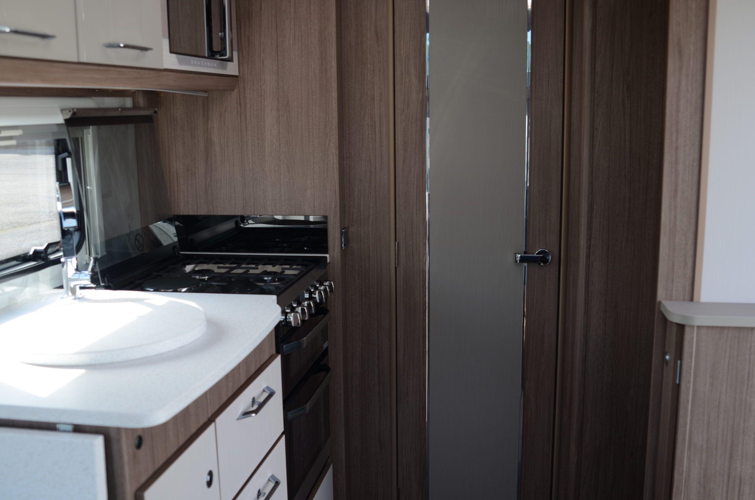 2021 Coachman Laser 665