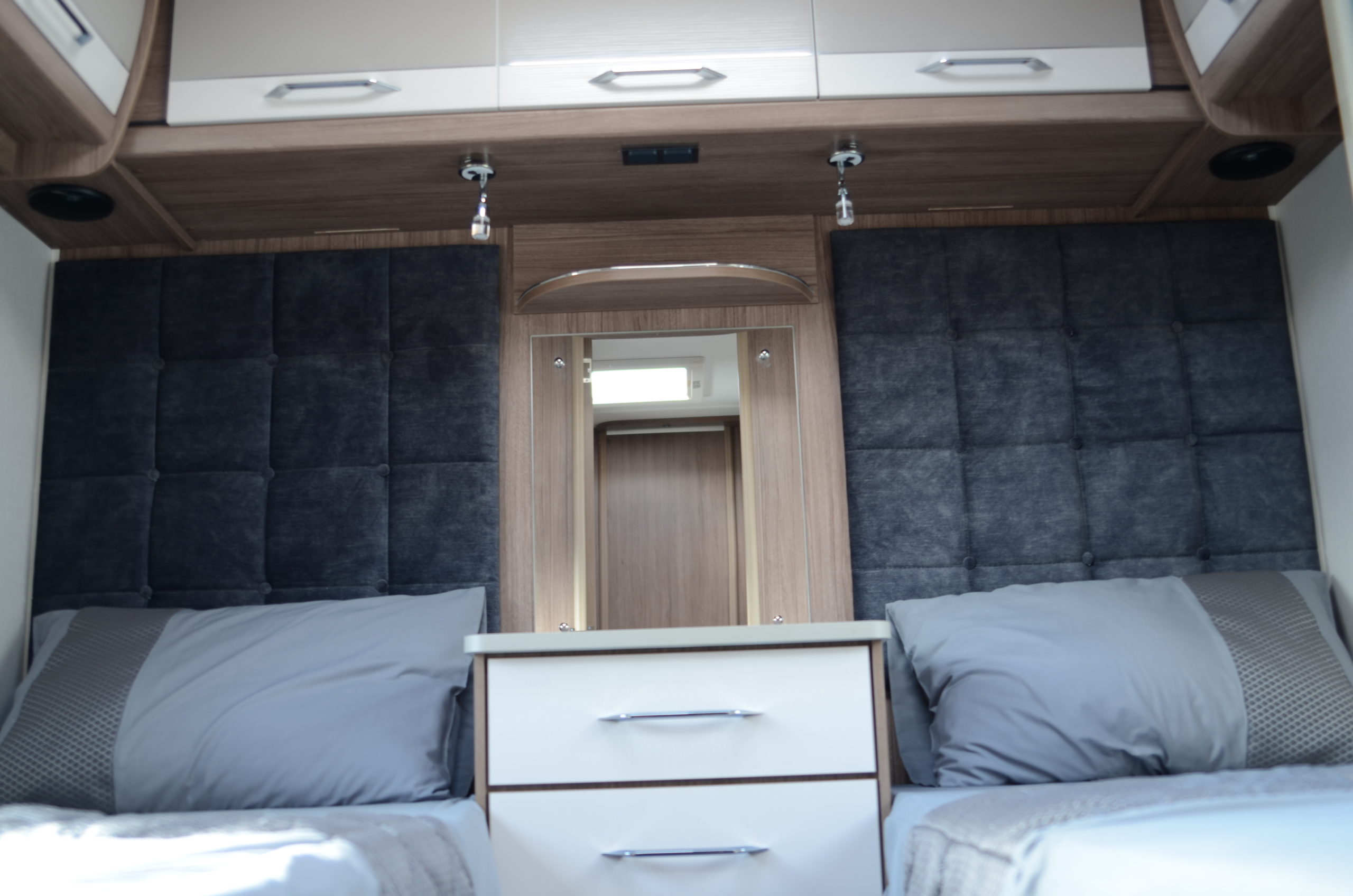 2021 Coachman Laser 665
