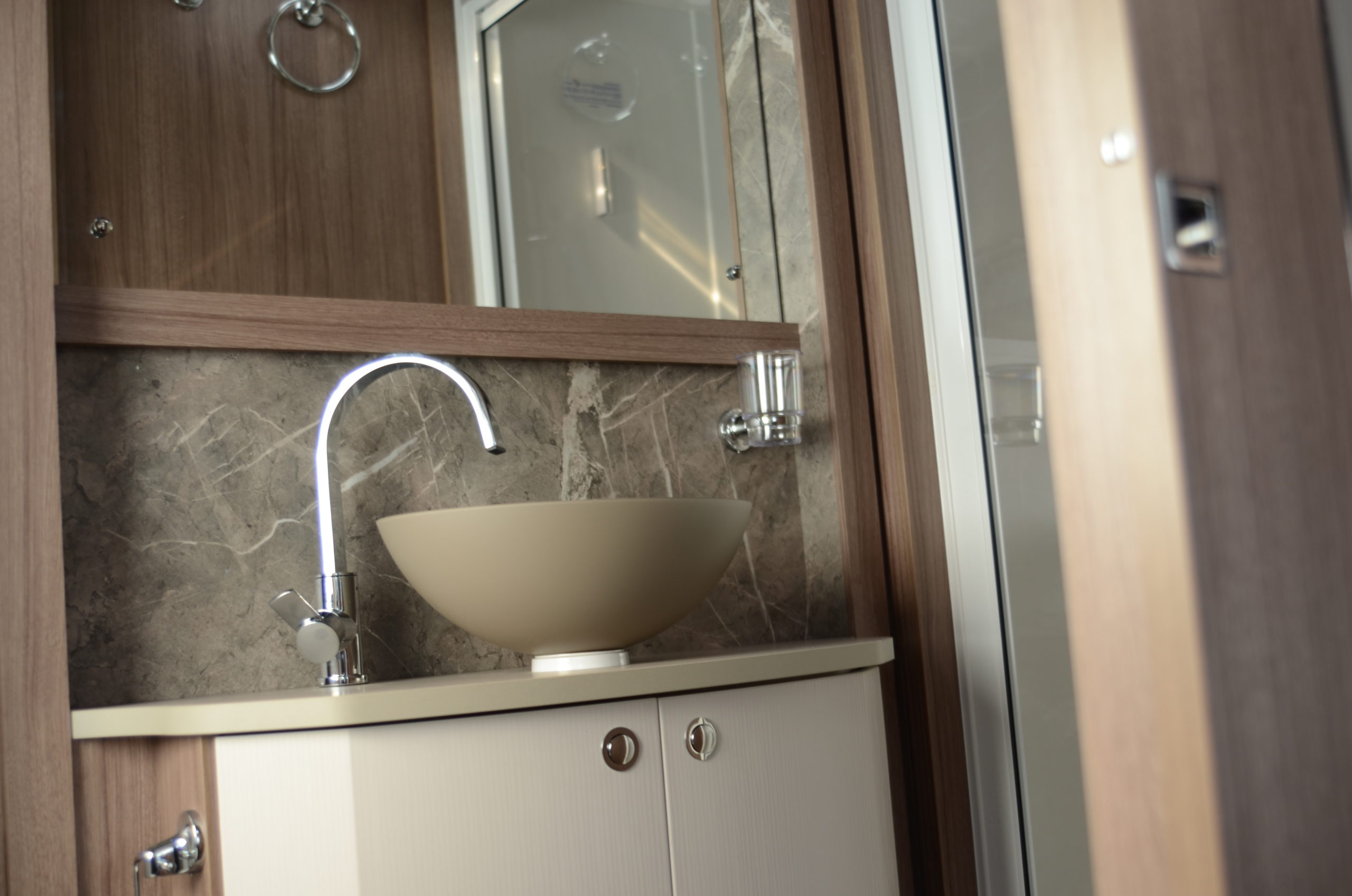 2021 Coachman Laser 675