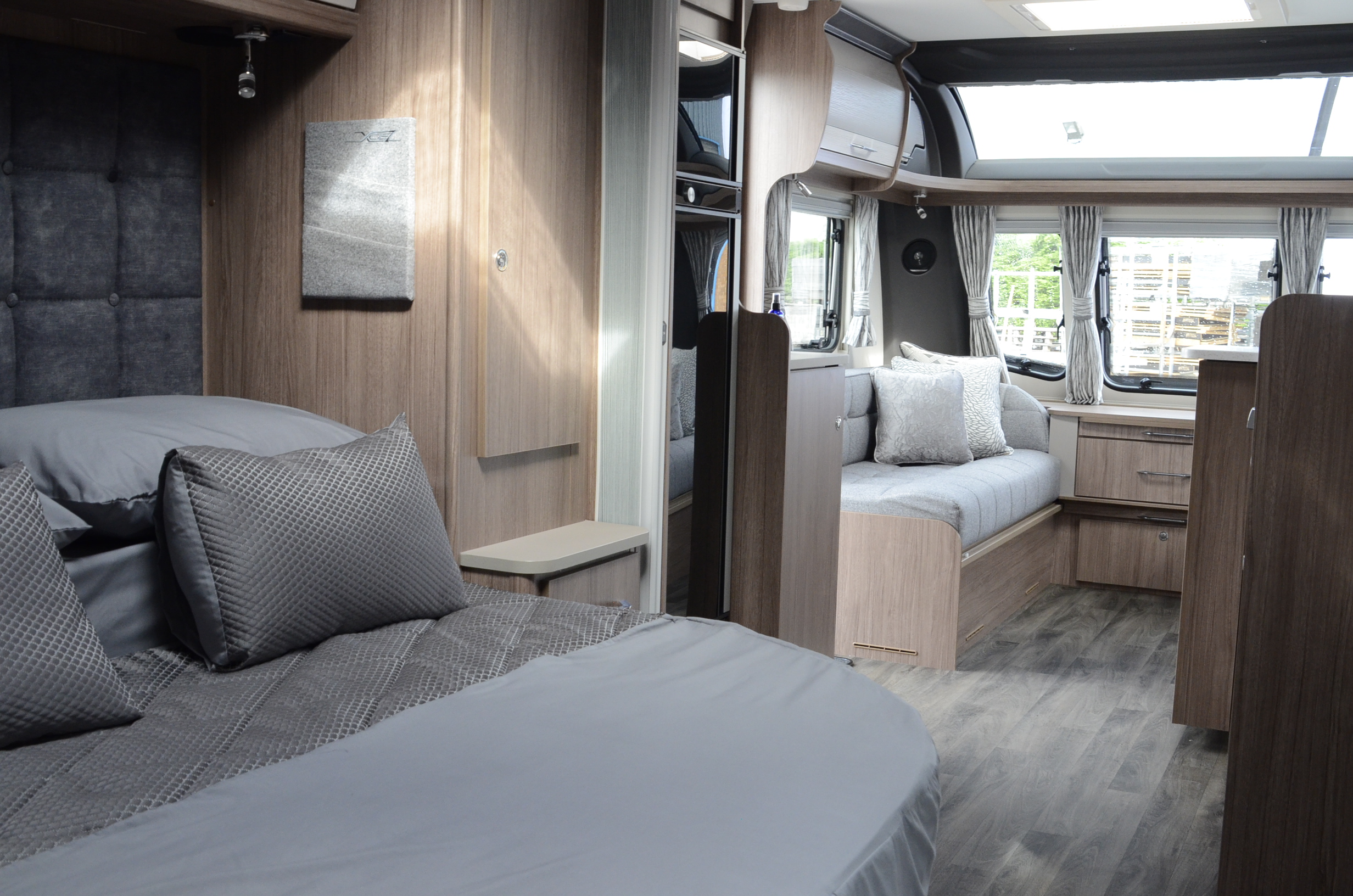 2021 Coachman Laser 875