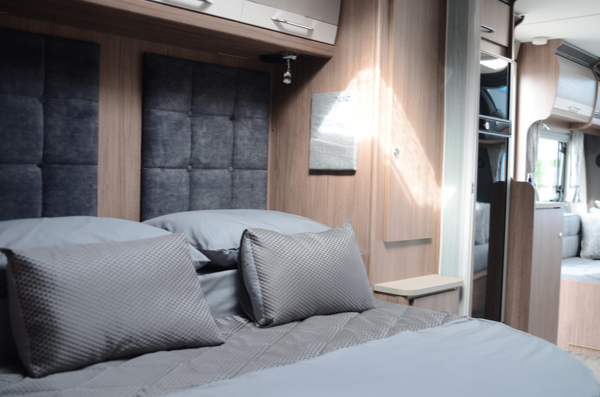 2021 Coachman Laser 875