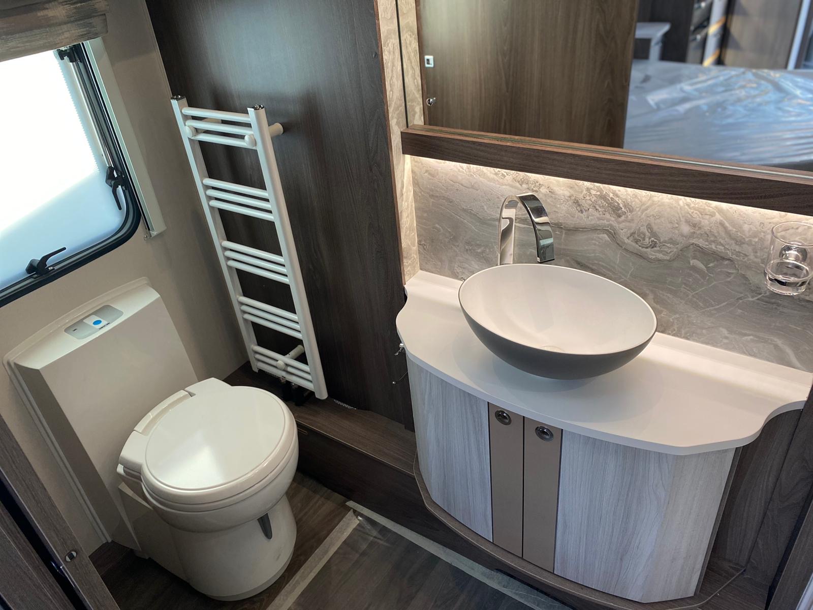 2021 Coachman Lusso