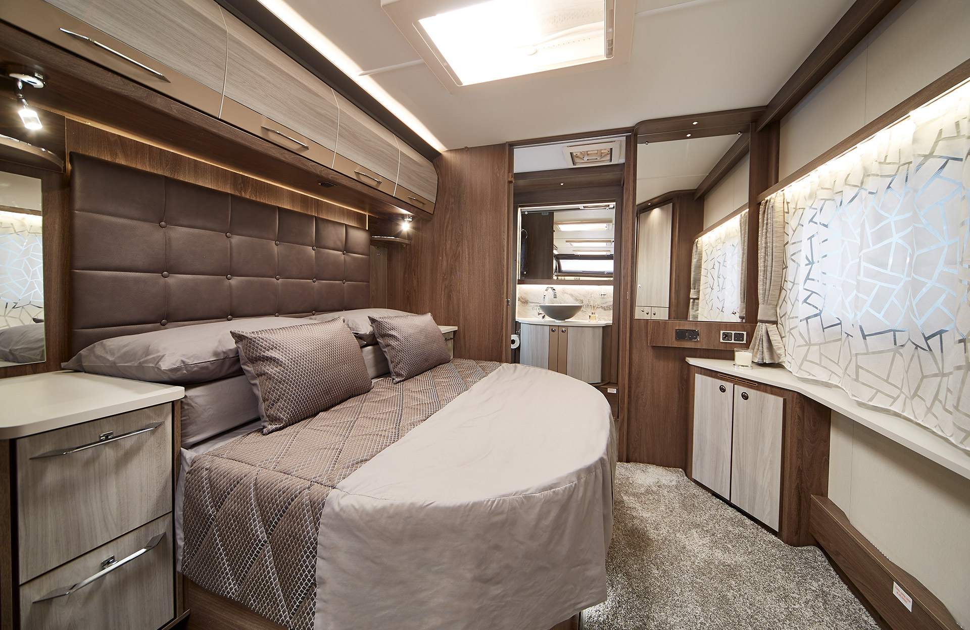 2021 Coachman Lusso