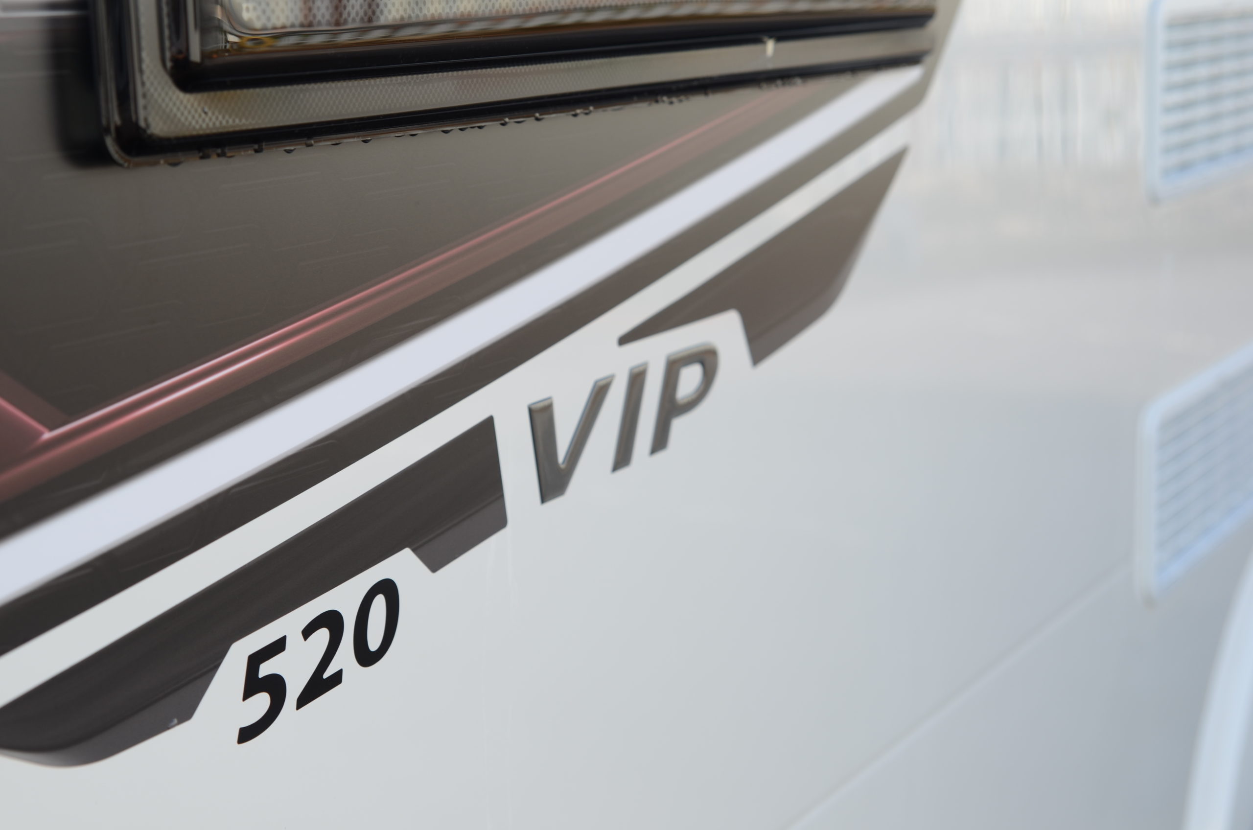 2021 Coachman VIP 520