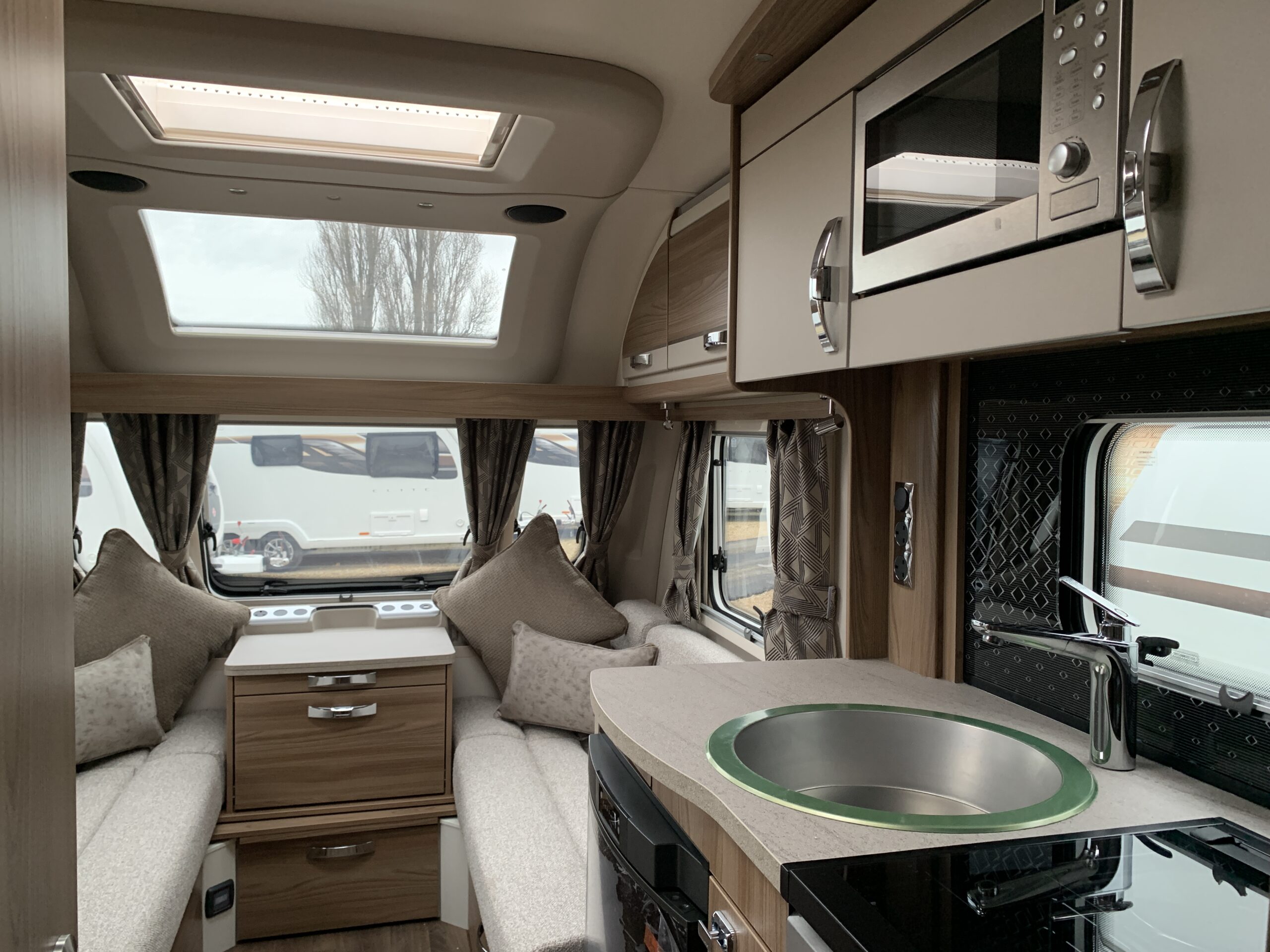 2021 Swift Challenger 560