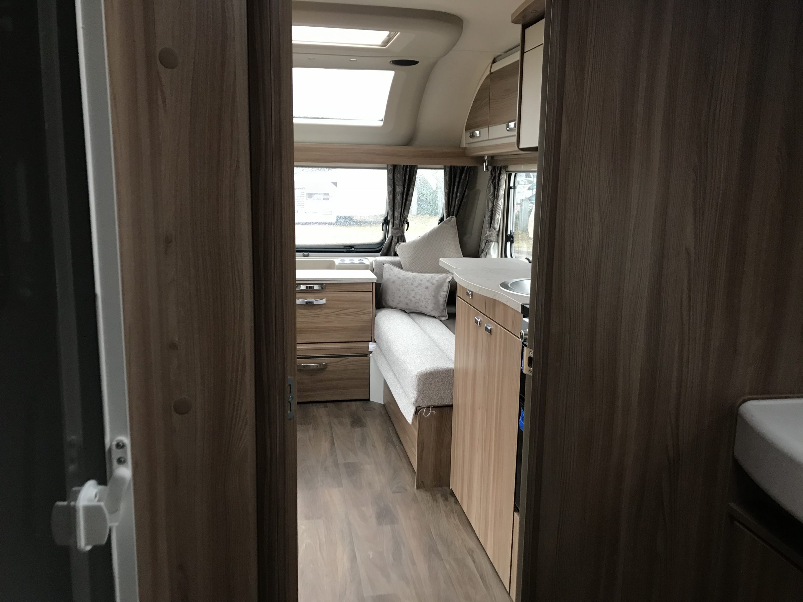 2021 Swift Challenger X 835