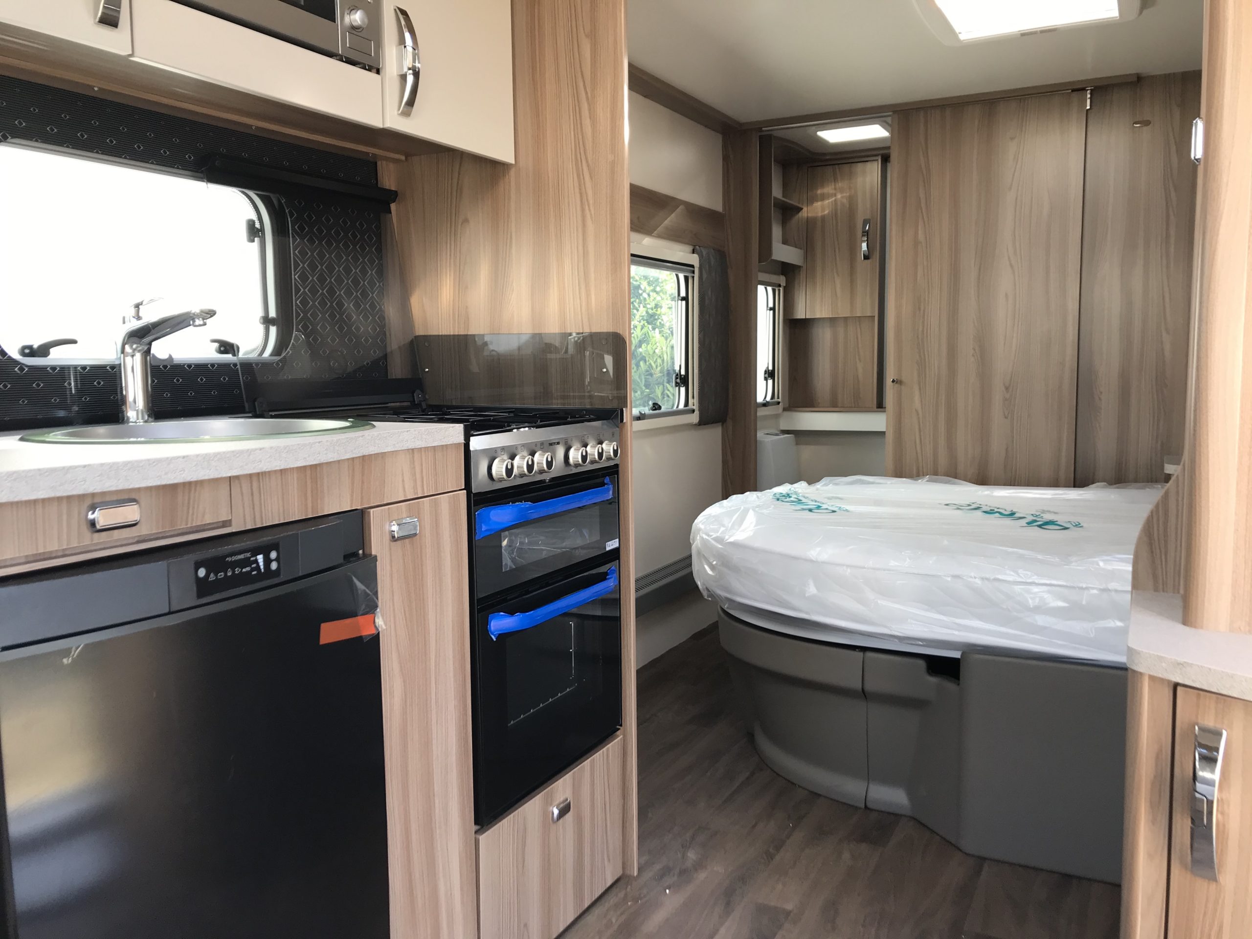 2021 Swift Challenger X 880