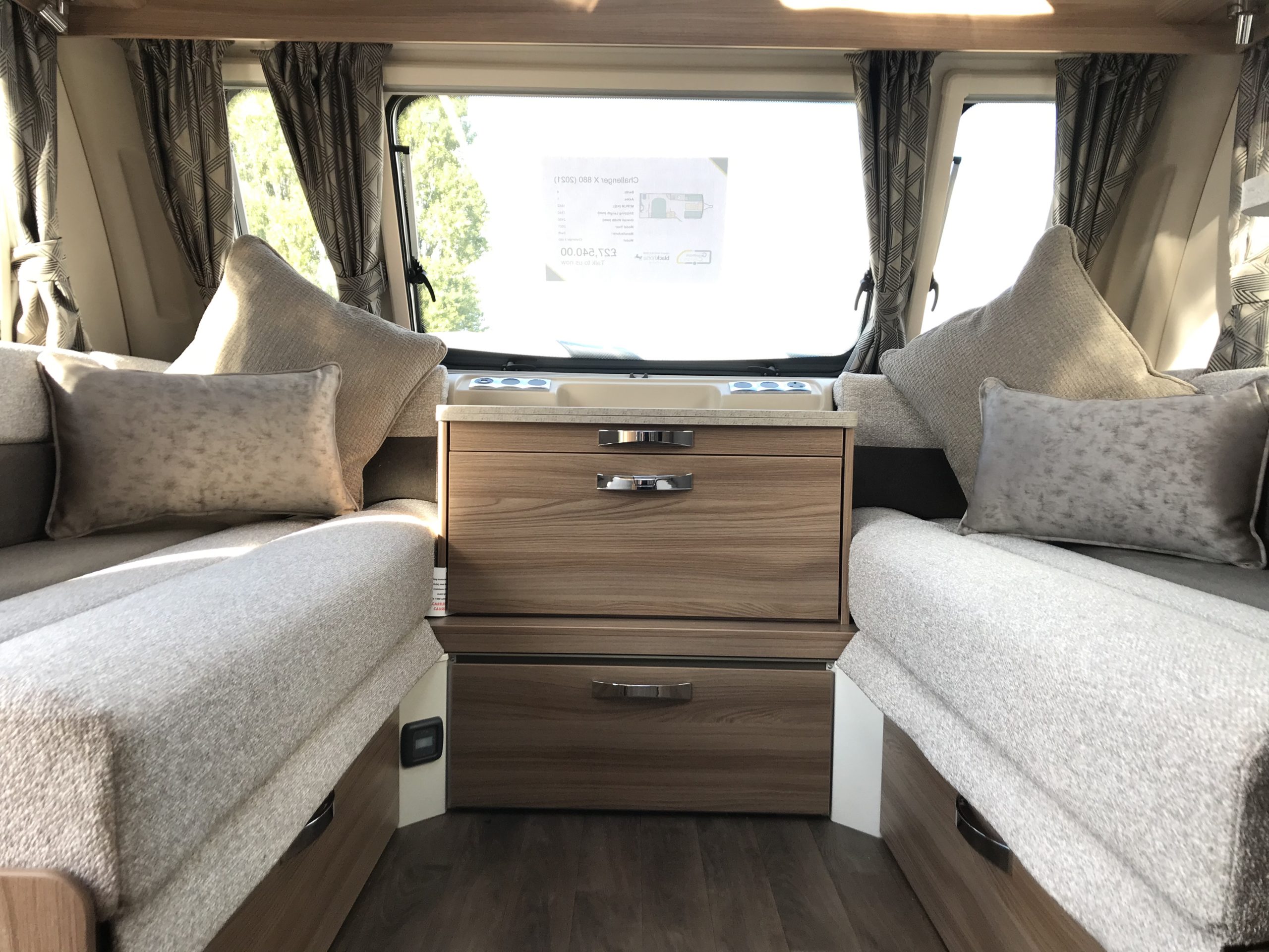 2021 Swift Challenger X 880