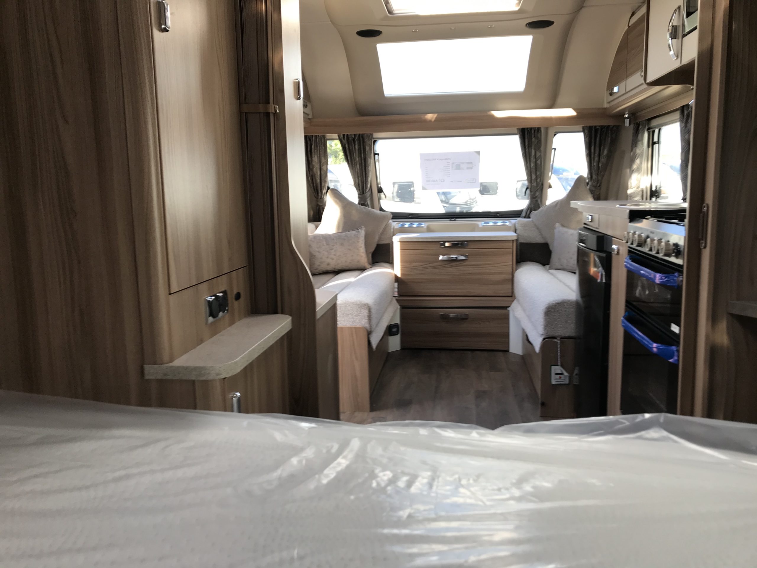 2021 Swift Challenger X 880