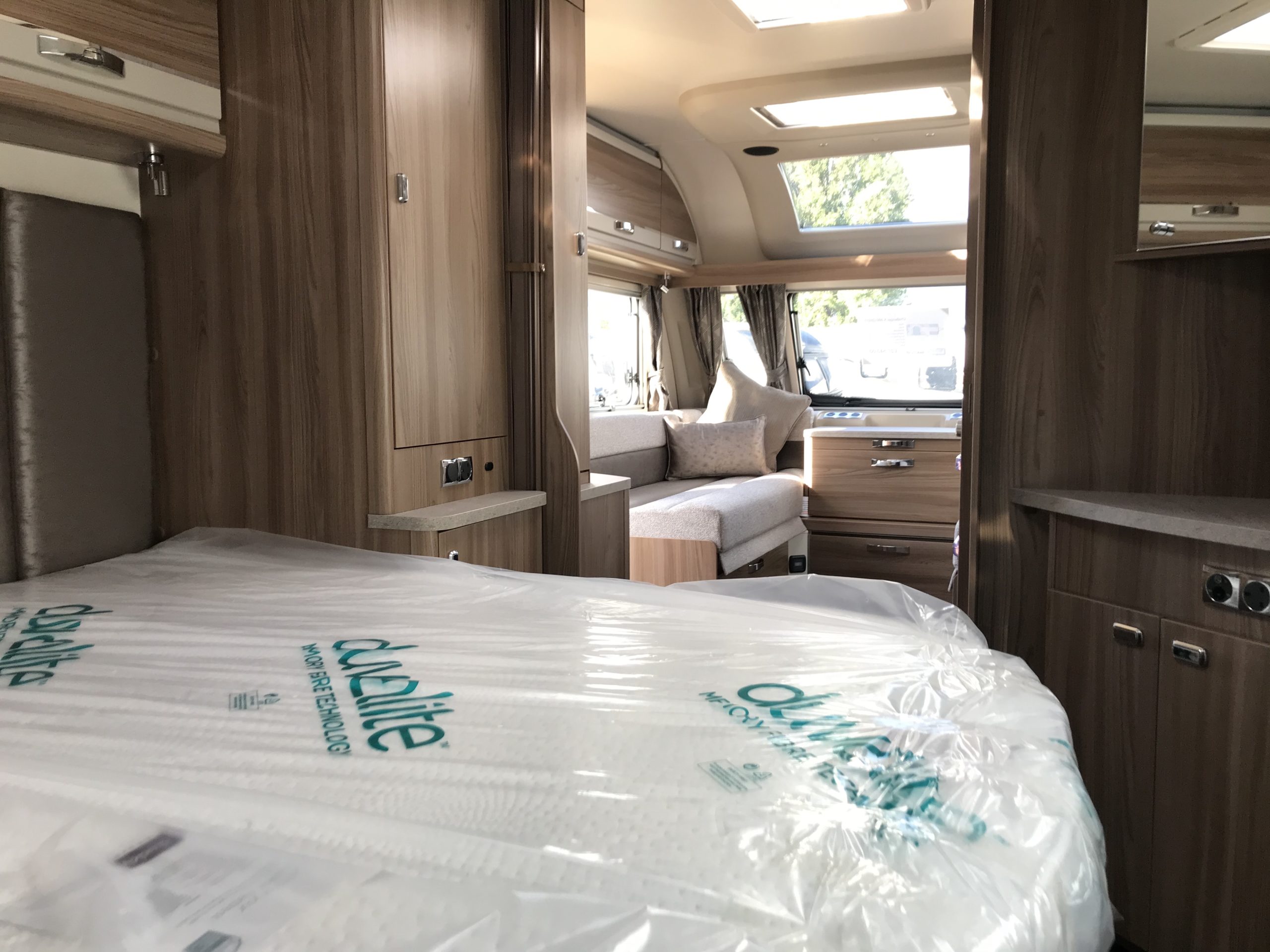 2021 Swift Challenger X 880