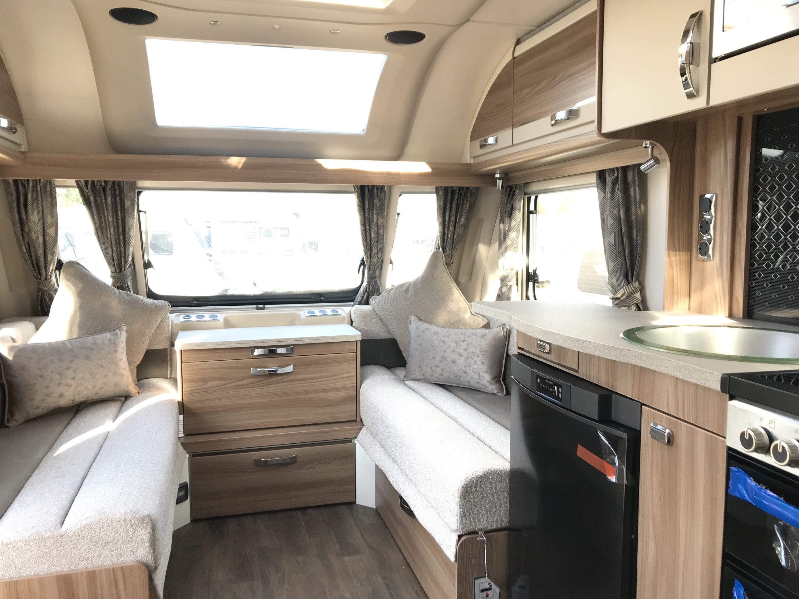 2021 Swift Challenger X 880