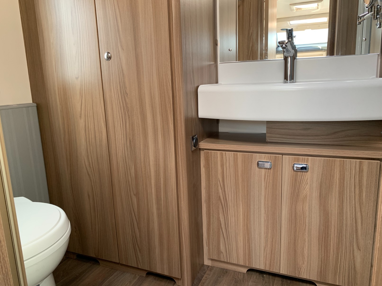 2021 Swift Elegance 565