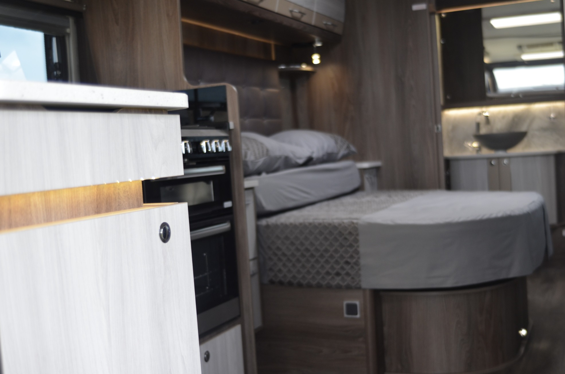 2022-coachman-lusso-2-22