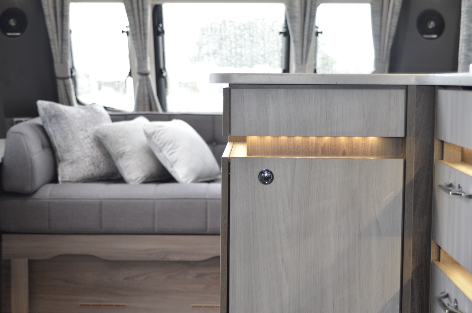2022-coachman-lusso-2-26