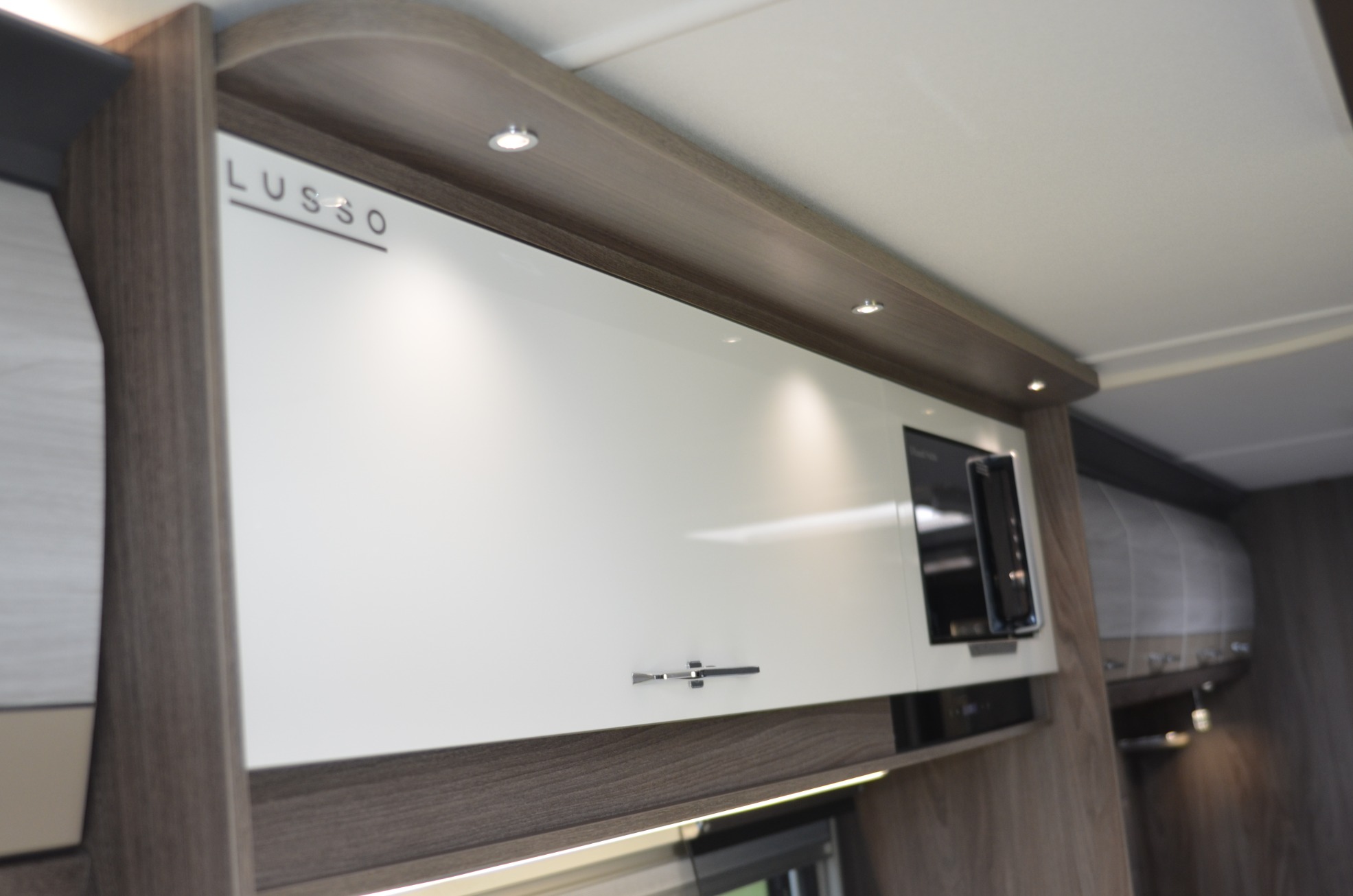 2022-coachman-lusso-2-29