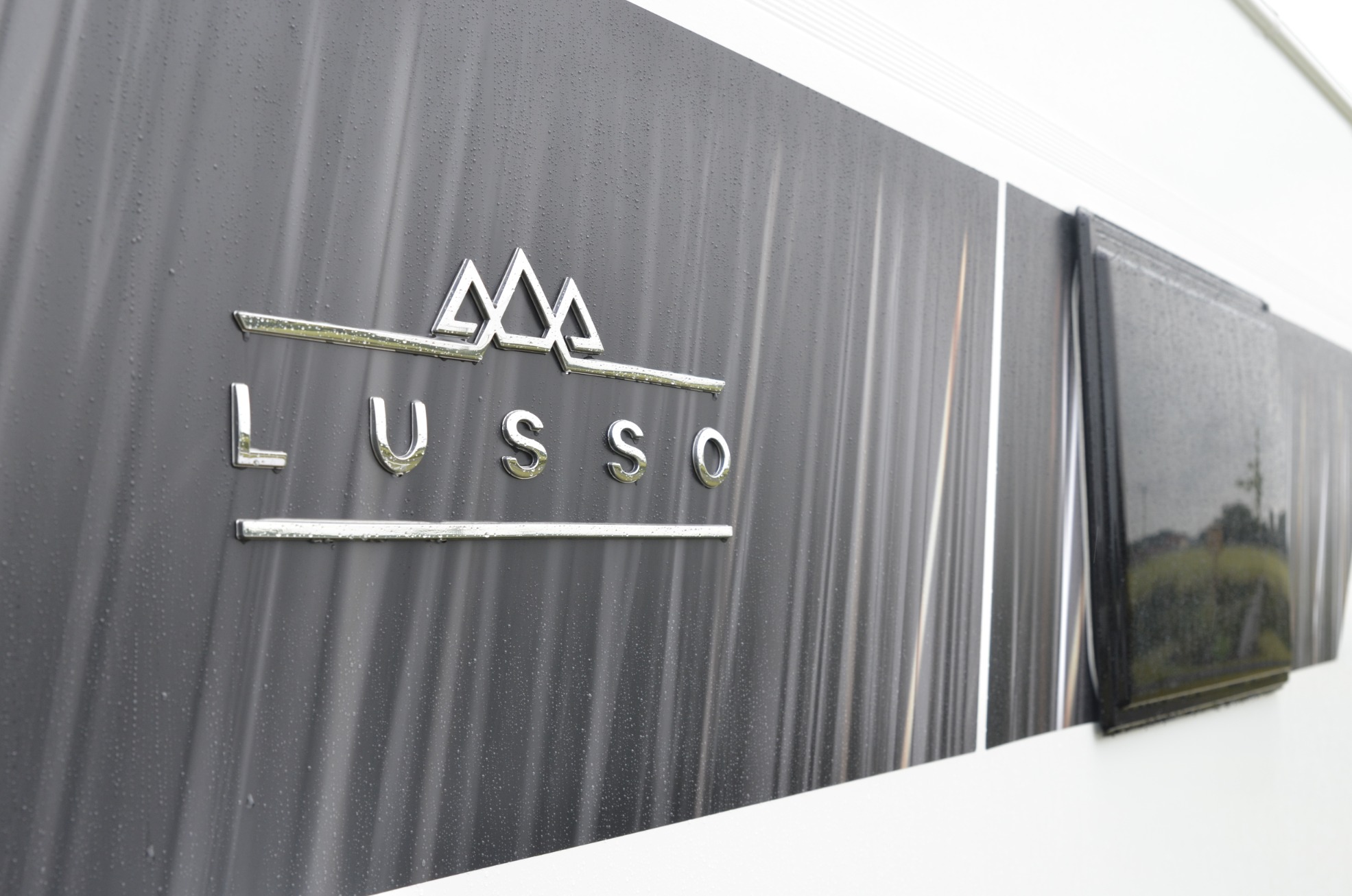 2022-coachman-lusso-2-5